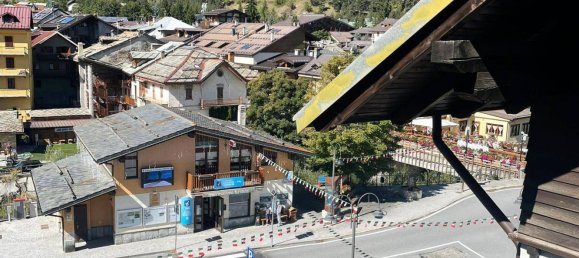 Квартира с 2 спальнями в Чезана Торинезе, Италия № 379743 5