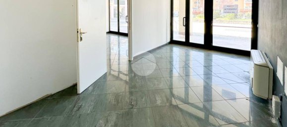 4 rooms Commercial property in Castiglione delle Stiviere, Italy No. 75784 2