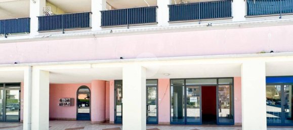 4 rooms Commercial property in Castiglione delle Stiviere, Italy No. 75784 12