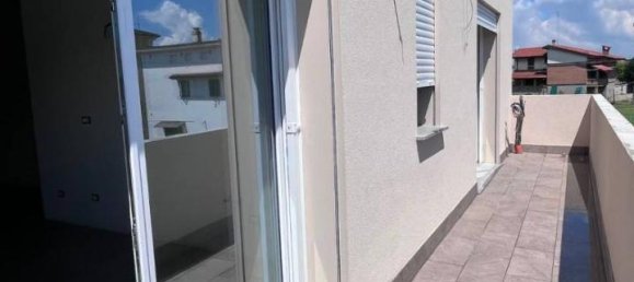 Квартира с 5 комнатами в Коппаро, Италия № 143820 10