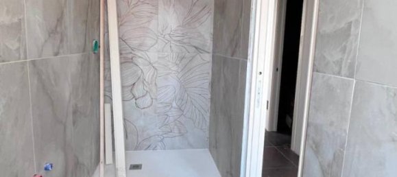 Квартира с 5 комнатами в Коппаро, Италия № 143820 37