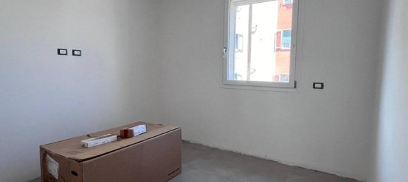 Квартира с 5 комнатами в Коппаро, Италия № 143820 18