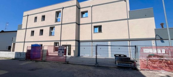 Квартира с 5 комнатами в Коппаро, Италия № 143820 4