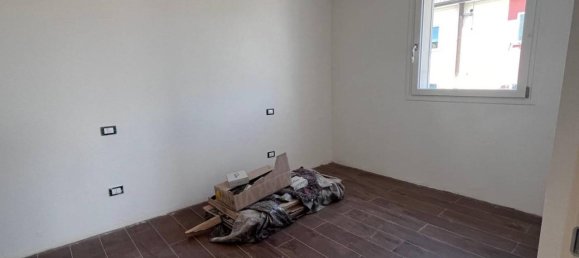 Квартира с 5 комнатами в Коппаро, Италия № 143820 29