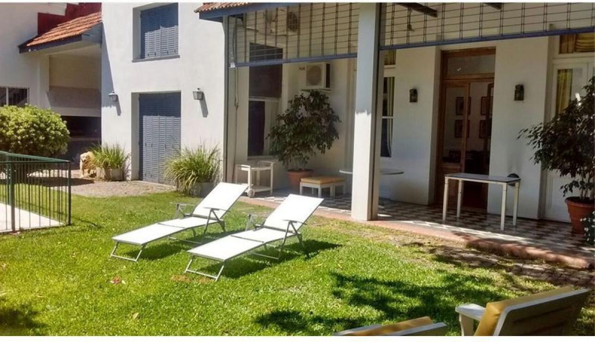 4 bedrooms House in San Isidro, Argentina No. 53200