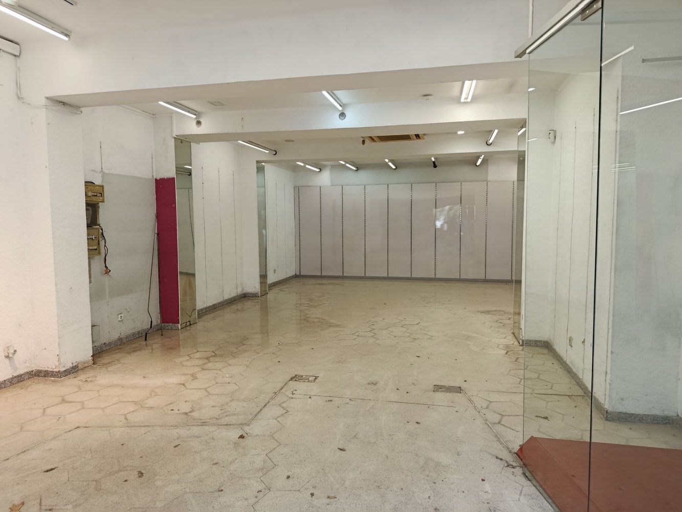 101m² Commercial property in Barcelona, Spain No. 237306