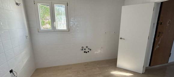 3 bedrooms Penthouse in La Duquesa, Spain No. 36504 7