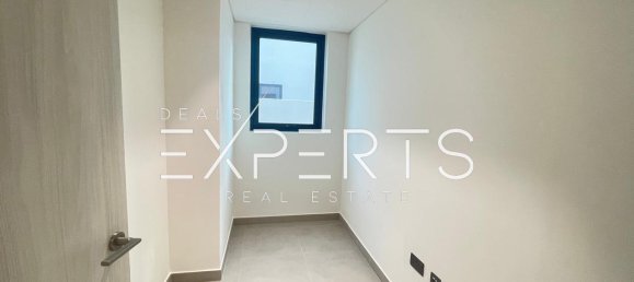 Villa T4 em Yas Island, UAE N.º 53719 21