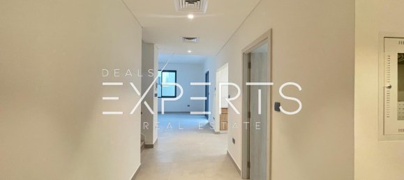 Villa T4 em Yas Island, UAE N.º 53719 22