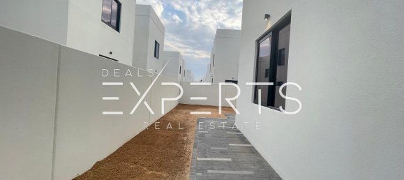 Villa T4 em Yas Island, UAE N.º 53719 18