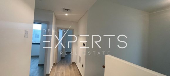 Villa T4 em Yas Island, UAE N.º 53719 23