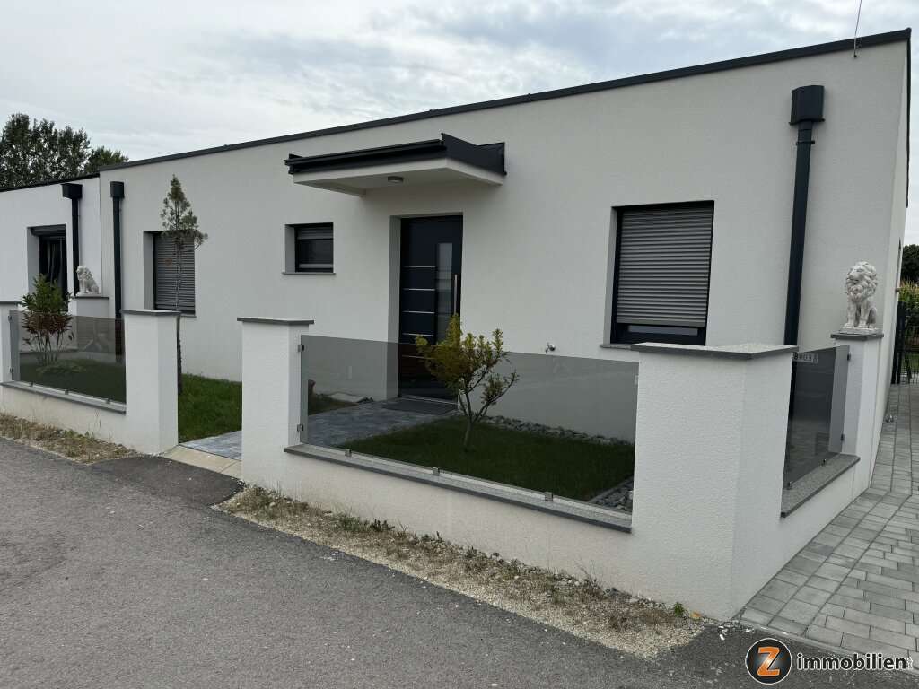 3 rooms Bungalow in Hornstein, Austria No. 101586