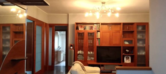 3 rooms Apartment in Mondragone, Italy No. 55087 11
