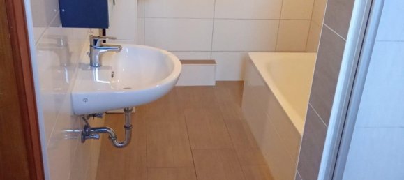 3 bedrooms House in Leer, Germany No. 281287 14