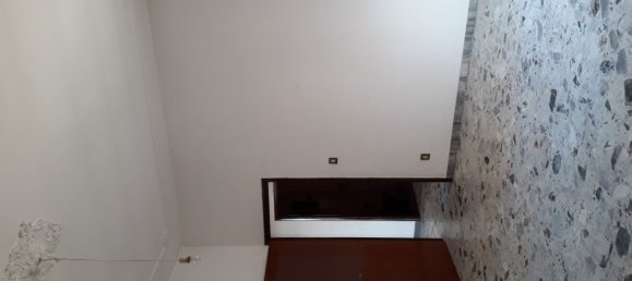 6 rooms Apartment in Lauria, Italy No. 254807 5