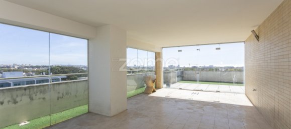 4 Schlafzimmer Doppelhaus in Senhora da Hora, Portugal, Nr. 38148 26