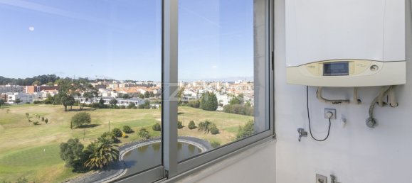 4 Schlafzimmer Doppelhaus in Senhora da Hora, Portugal, Nr. 38148 13