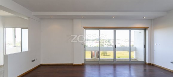 4 Schlafzimmer Doppelhaus in Senhora da Hora, Portugal, Nr. 38148 8