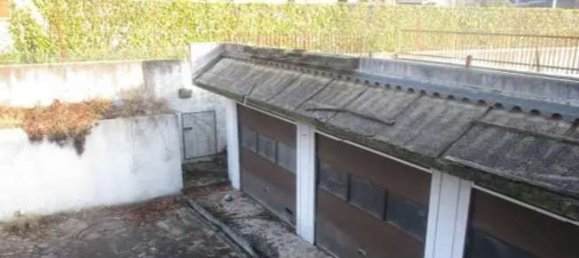 5 rooms House in Burago di Molgora, Italy No. 4113 3