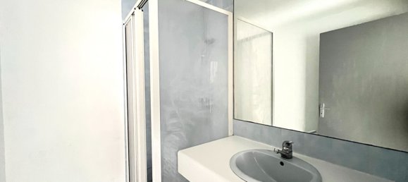 Apartamento de 1 dormitorio en Rennes, France No. 199479 13