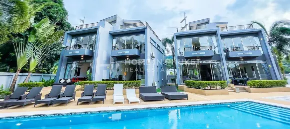 15 dormitorios propiedad comercial en venta en Phuket, Southern Thailand, Thailand № 60469 2