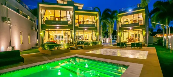 15 dormitorios propiedad comercial en venta en Phuket, Southern Thailand, Thailand № 60469 18
