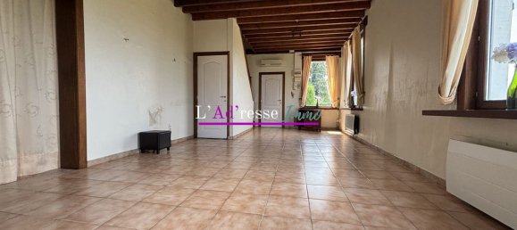 2 bedrooms House in Epehy, France No. 334017 3