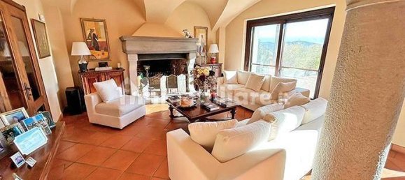 Villa de 6 dormitorios en Cenate Sotto, Italy No. 348640 17