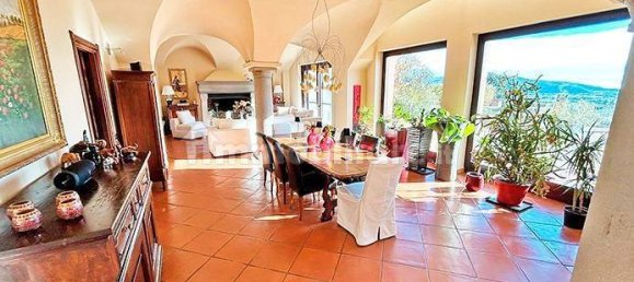 Villa de 6 dormitorios en Cenate Sotto, Italy No. 348640 19