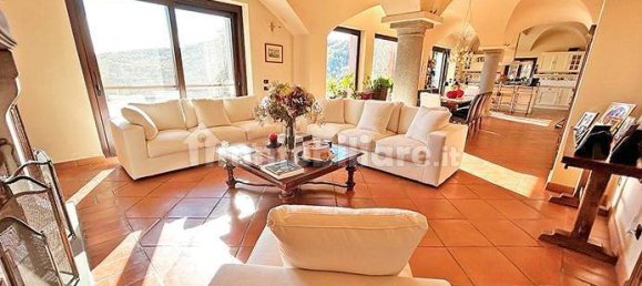 Villa de 6 dormitorios en Cenate Sotto, Italy No. 348640 18