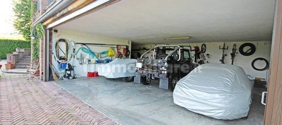 Villa de 6 dormitorios en Cenate Sotto, Italy No. 348640 41