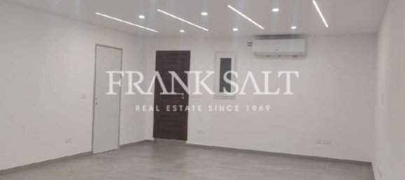  مكتب في Zabbar, Malta 48متر مربع رقم 12782 7