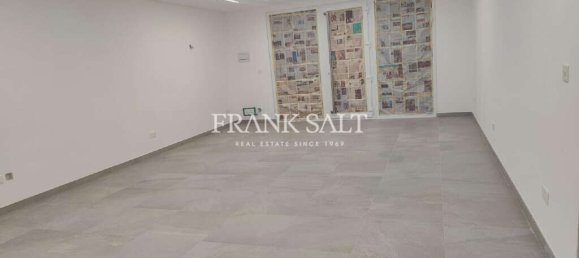  مكتب في Zabbar, Malta 48متر مربع رقم 12782 5