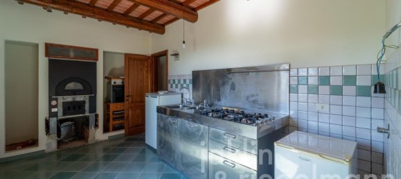 3 bedrooms Castles in Figline e Incisa Valdarno, Italy No. 295183 44