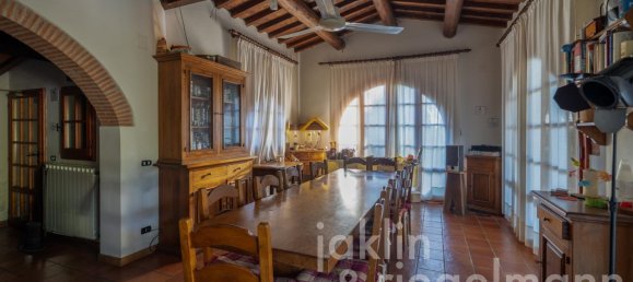 3 bedrooms Castles in Figline e Incisa Valdarno, Italy No. 295183 13