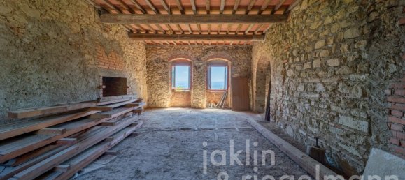 3 bedrooms Castles in Figline e Incisa Valdarno, Italy No. 295183 15