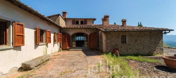 3 bedrooms Castles in Figline e Incisa Valdarno, Italy No. 295183 35