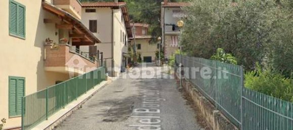 4 bedrooms Apartment in Gubbio, Italy No. 302967 2