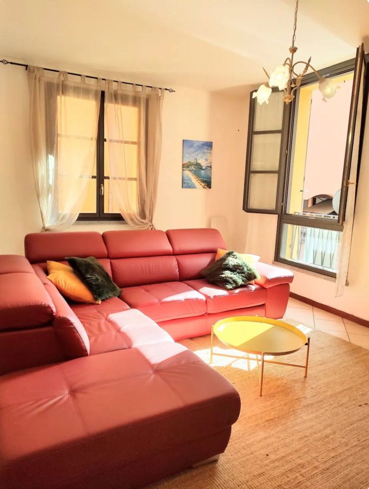 2-Zimmer Wohnung in Luino, Italy, Nr. 252148