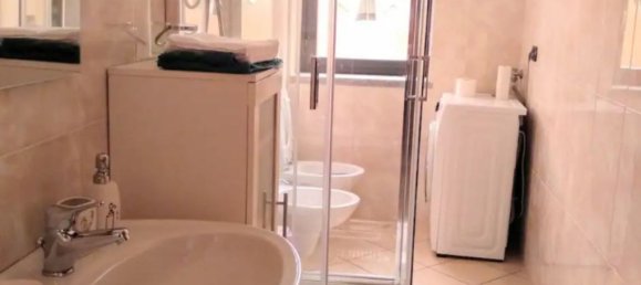 2-Zimmer Wohnung in Luino, Italy, Nr. 252148 10