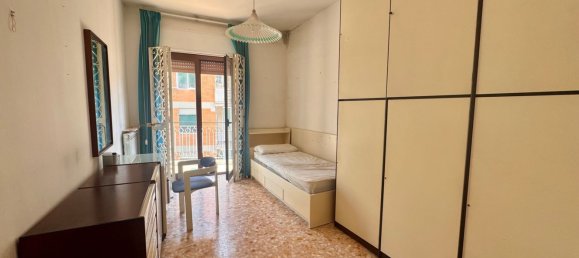 6 bedrooms Apartment in Naples, Italy No. 363857 5