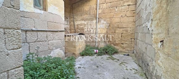 Maison à Qormi, Malta 210m² No. 1853 32