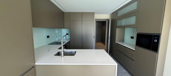 4 bedrooms Duplex in Porto, Portugal No. 117587 3