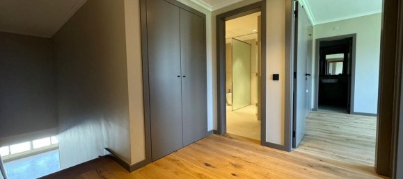 4 bedrooms Duplex in Porto, Portugal No. 117587 14