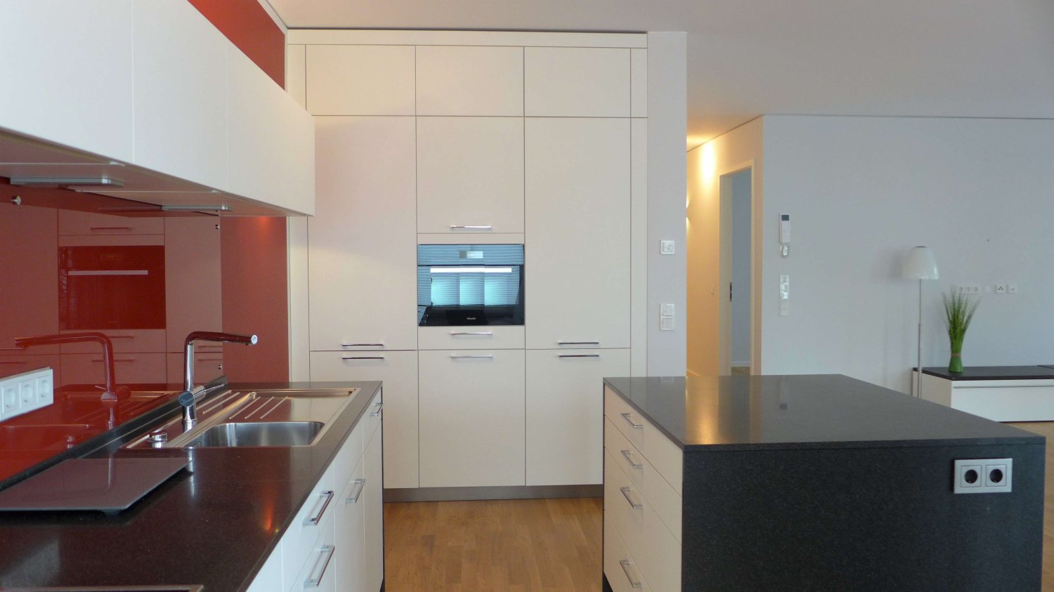 2 bedrooms Apartment in Frankfurt am Main, Germany No. 279943