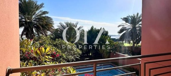 5 bedrooms Villa in Abu Dhabi, UAE No. 20559 2