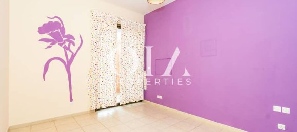 5 bedrooms Villa in Abu Dhabi, UAE No. 20559 12