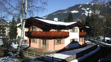 3 rooms Apartment in Kitzbuhel, Austria No. 142024