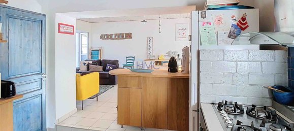 2 bedrooms House in La Gueriniere, France No. 95894 6