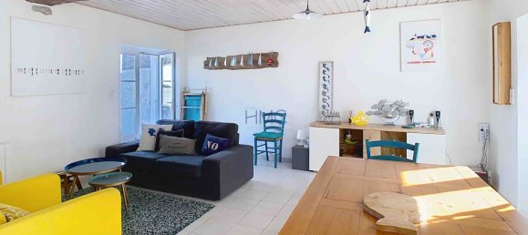 2 bedrooms House in La Gueriniere, France No. 95894 5